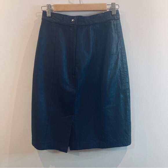 LINEA PRIVATA Sz 7-8 Fully Lined Back Slit Zipper Leather Skirt - Picture 2 of 8